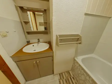 Studio 24 m² lumineux avec loggia aux Rousses : photo 10