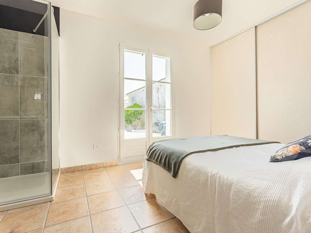 Maison de plain pied, 3 chambres, jardin avec terrasse - Photo 11