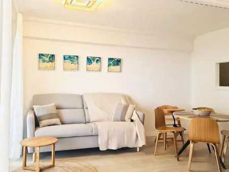 Studio Loomins rénové 2025, vue piscine à Tossa de Mar : photo 7