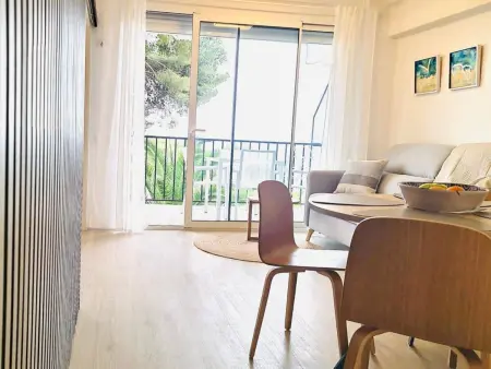 Studio Loomins rénové 2025, vue piscine à Tossa de Mar : photo 8