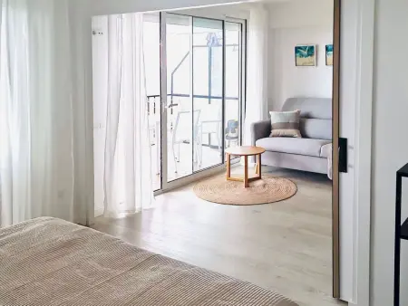 Studio Loomins rénové 2025, vue piscine à Tossa de Mar : photo 11