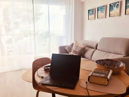 Studio Loomins rénové 2025, vue piscine à Tossa de Mar : photo 15