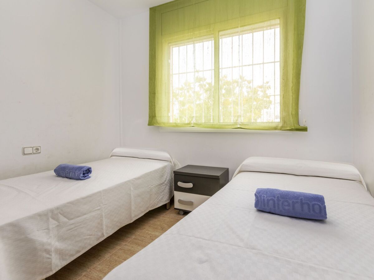 Appartement Ronda Creixell, 2 ch. à 2 km de la plage - Photo 18