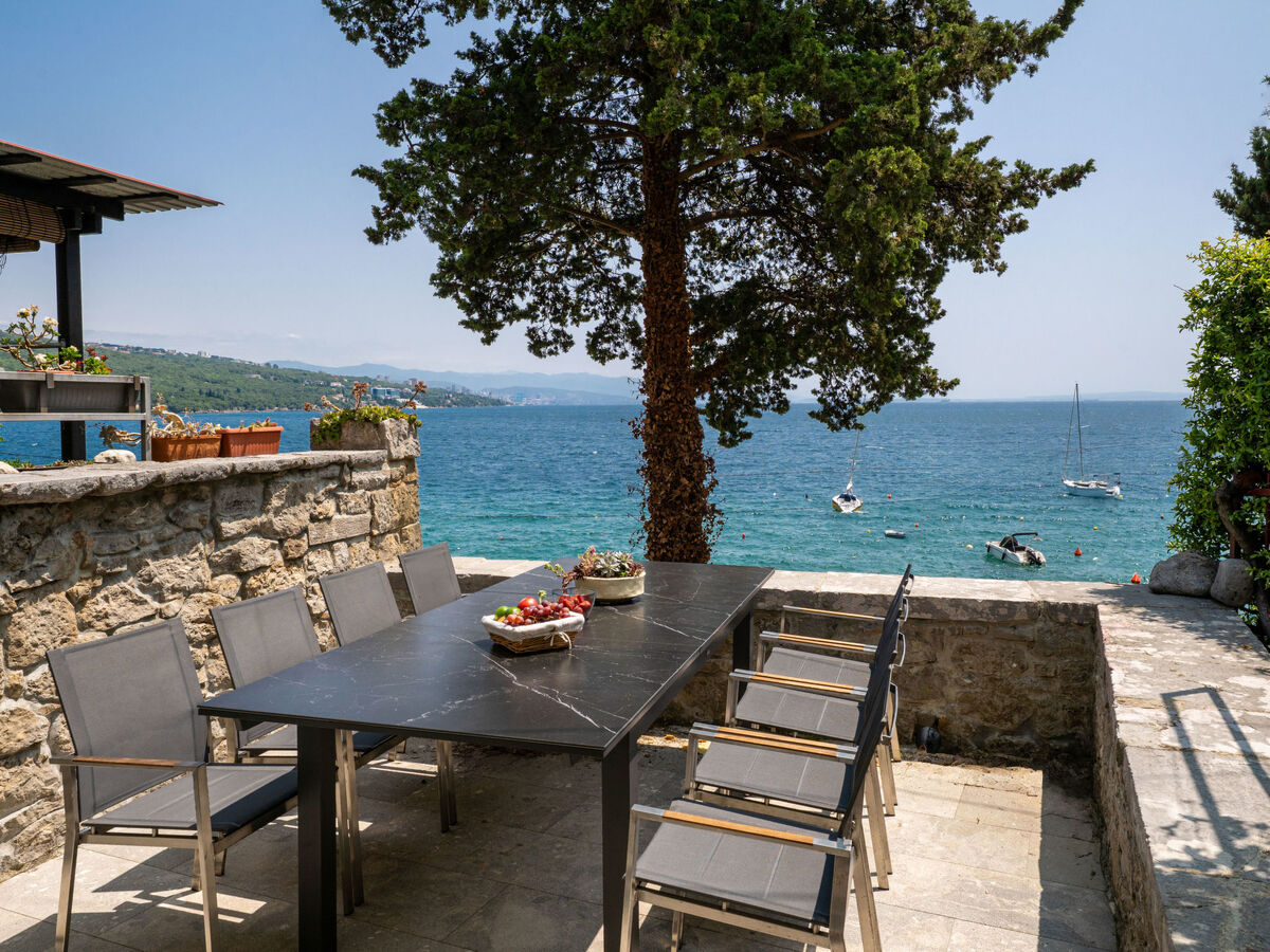 Maison Conrad : 30 m de la mer à Volosko - Photo 1