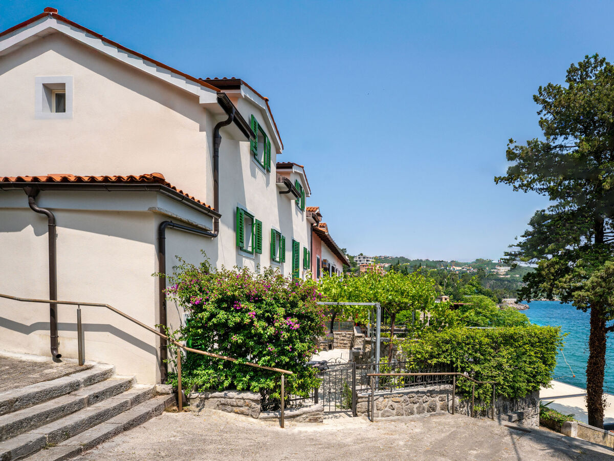 Maison Conrad : 30 m de la mer à Volosko - Photo 2