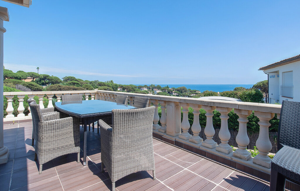 Maison 4 chambres avec piscine et vue mer à Sainte-Maxime - Photo 2