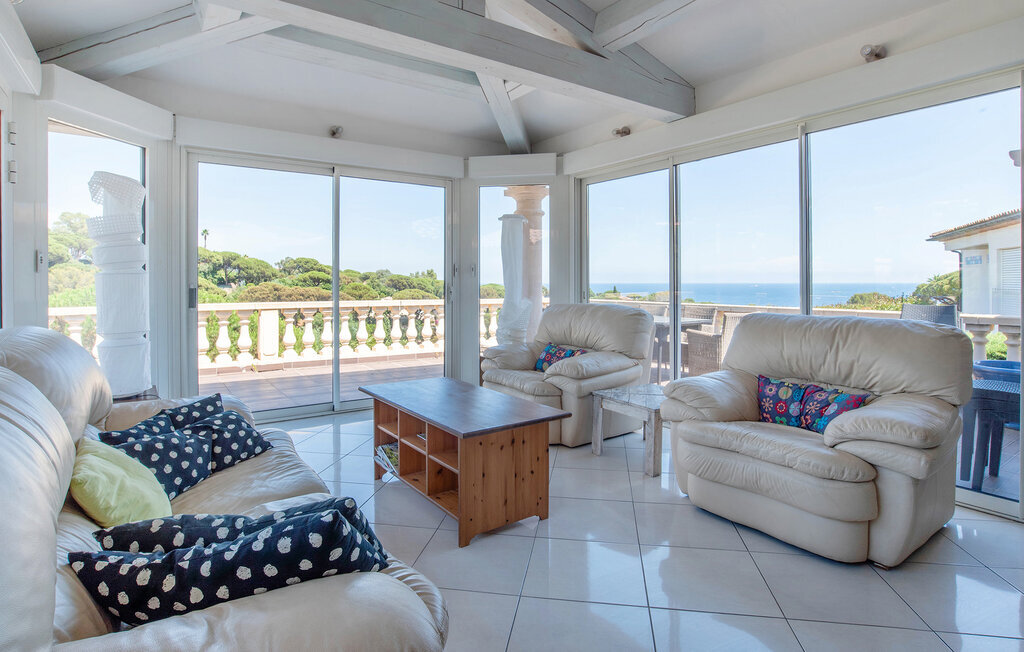Maison 4 chambres avec piscine et vue mer à Sainte-Maxime - Photo 3