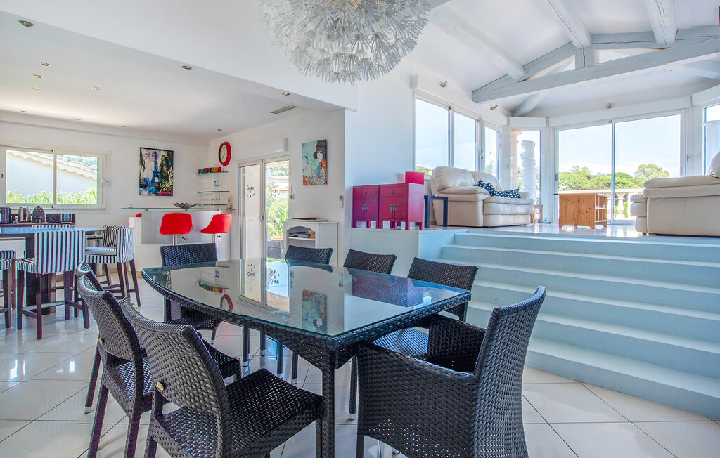 Maison 4 chambres avec piscine et vue mer à Sainte-Maxime - Photo 15