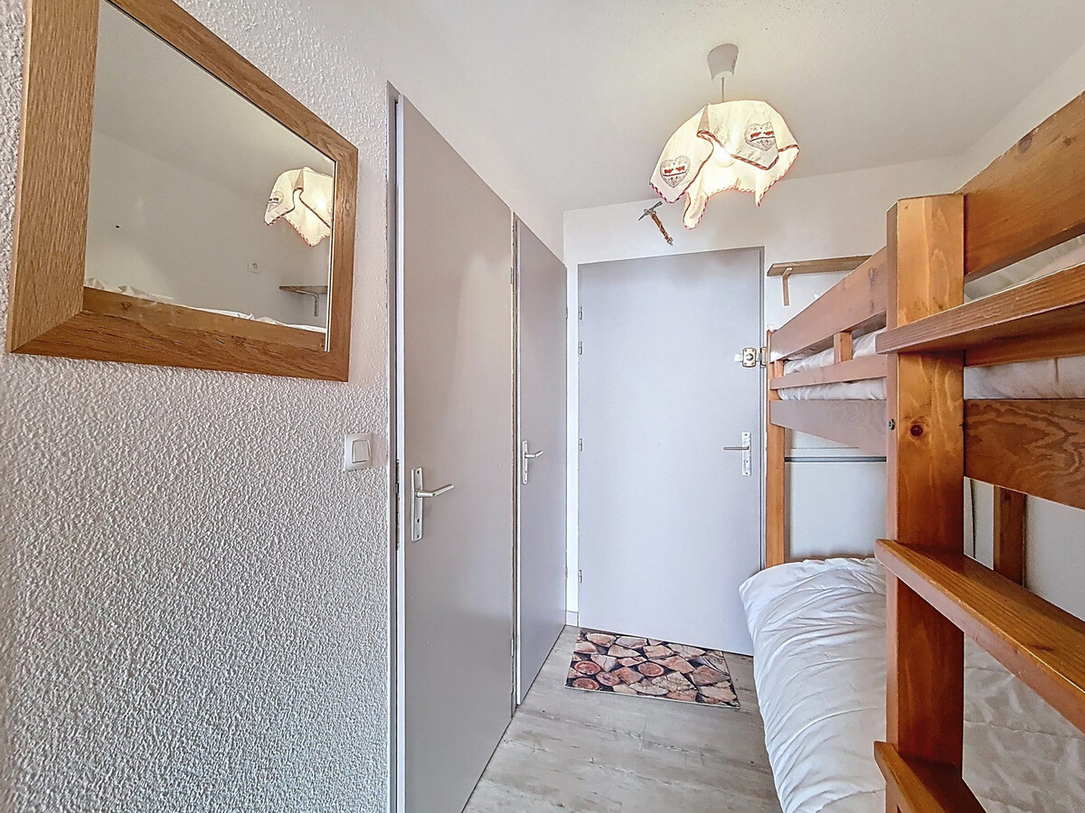 Studio 22m² aux Menuires avec balcon sud fermé - Photo 9