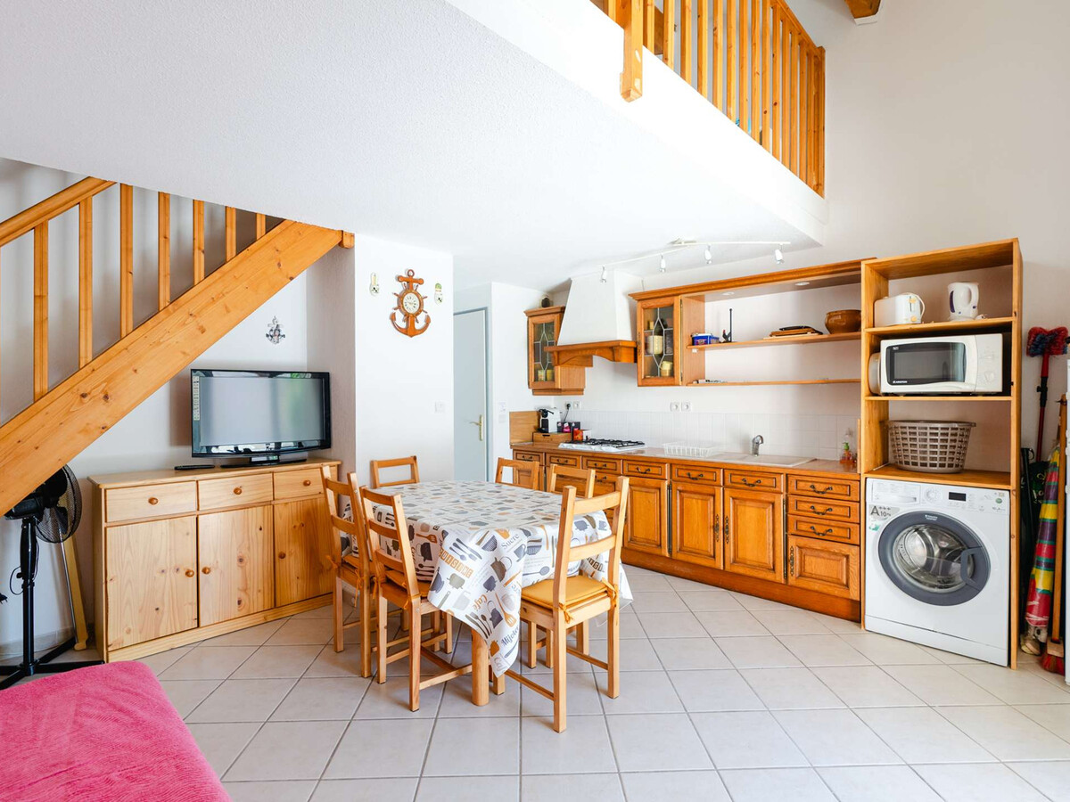 Villa T3 avec mezzanine, parking et terrasse à Saint-Pierre-la-Mer - Photo 2