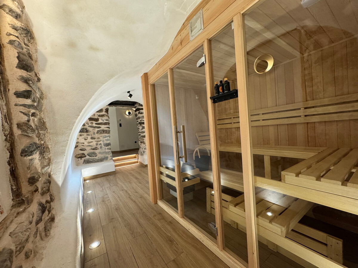 Chalet 300 m² Vars : 6 chambres, sauna et cave à vin - Photo 13