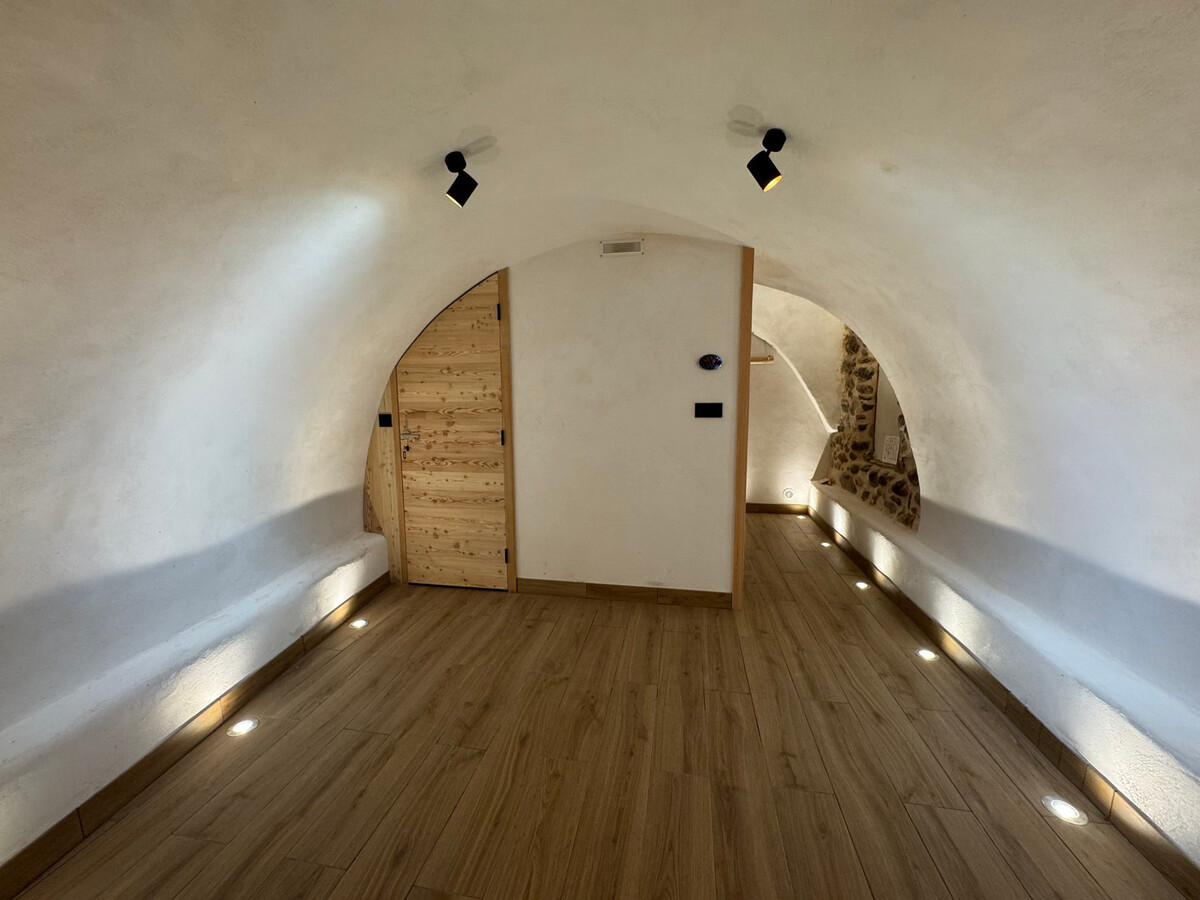 Chalet 300 m² Vars : 6 chambres, sauna et cave à vin - Photo 14