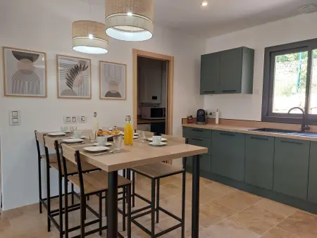Lou Pantaia – Villa 95 m² piscine à Callas - Photo 3