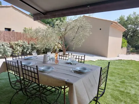 Lou Pantaia – Villa 95 m² piscine à Callas - Photo 9