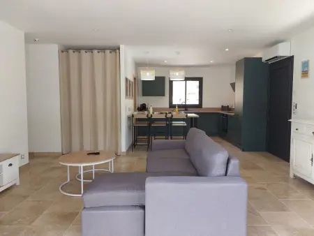 Lou Pantaia – Villa 95 m² piscine à Callas - Photo 10