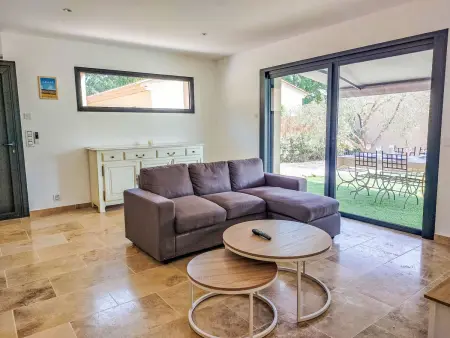 Lou Pantaia – Villa 95 m² piscine à Callas - Photo 12