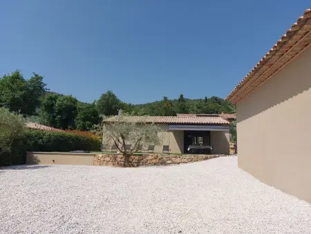 Lou Pantaia – Villa 95 m² piscine à Callas - Photo 32