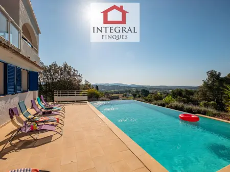Villa 342m² piscine privée, 9 personnes à Vall-llobrega : photo 2