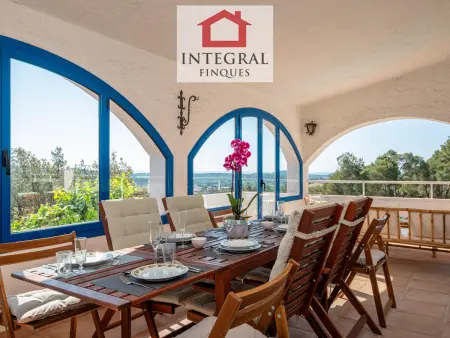 Villa 342m² piscine privée, 9 personnes à Vall-llobrega : photo 34