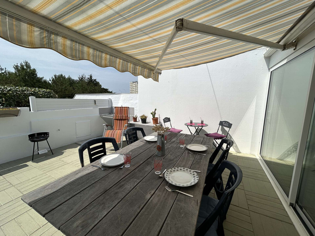 Maison 300m de l'océan, terrasse fermée et parking - Photo 8