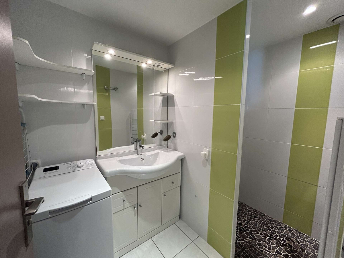 Maison 300m de l'océan, terrasse fermée et parking - Photo 15