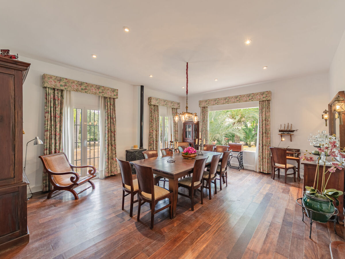 Villa Las Codornices – 325 m² avec piscine à Sanlúcar la Mayor - Photo 11