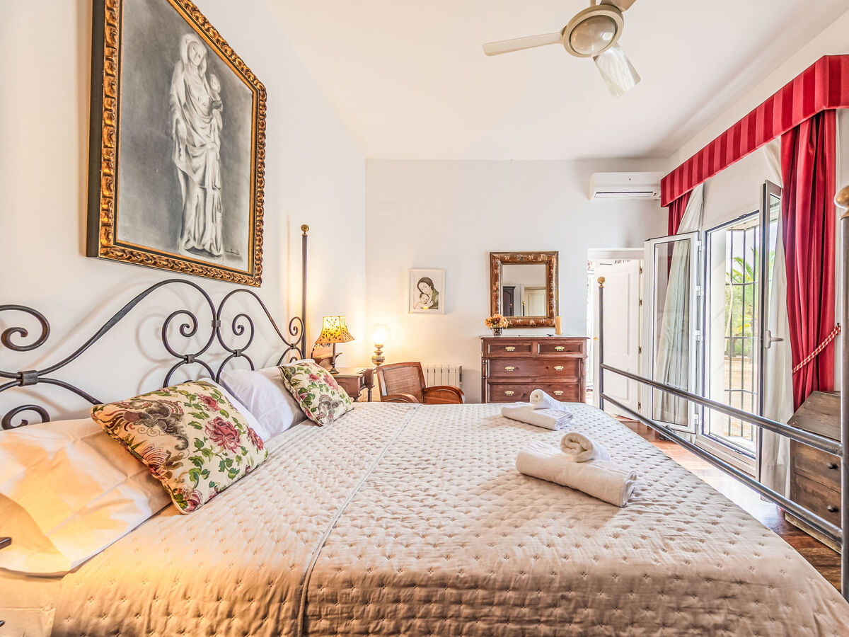 Villa Las Codornices – 325 m² avec piscine à Sanlúcar la Mayor - Photo 39