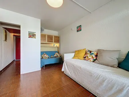 Studio 26 m² Marina, piscine et plage à 500 m : photo 6
