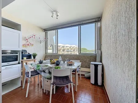 Studio 26 m² Marina, piscine et plage à 500 m : photo 15