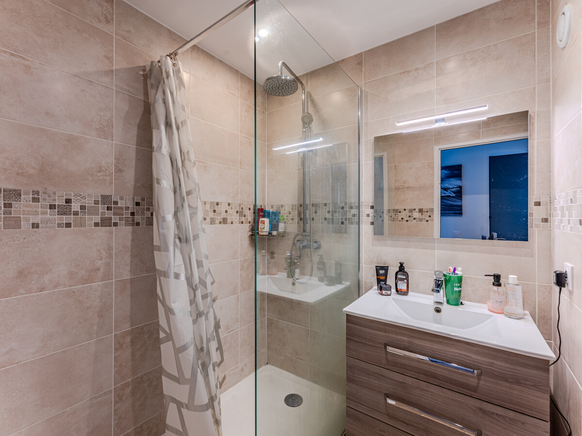 Appartement 4 pers à 50m de l'océan, piscine et animaux - Photo 10