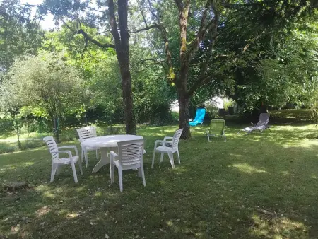 Appartement 2 chambres avec jardin clos à Saint-Geniès : photo 4