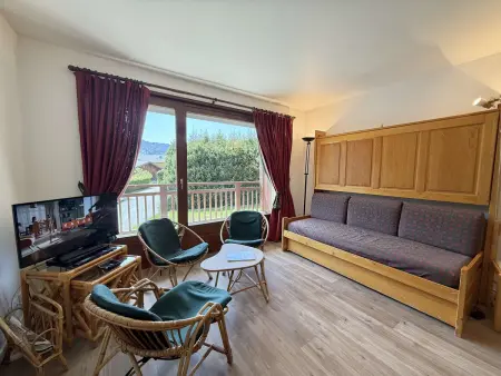 Appartement 4 pers. Praz-sur-Arly, balcon vue montagne : photo 4