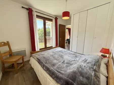 Appartement 4 pers. Praz-sur-Arly, balcon vue montagne : photo 13