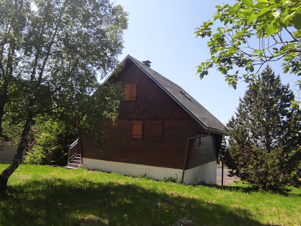 Chalet 10 pers. à Super Besse, balcon sud et grand terrain - Photo 2