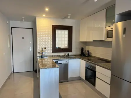 Appartement moderne et intime avec jardin à 500m de la plage : photo 8