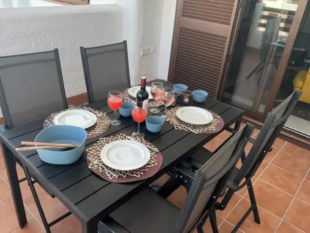 Appartement moderne et intime avec jardin à 500m de la plage : photo 14