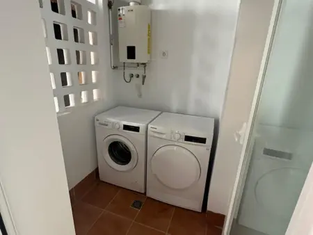 Appartement moderne et intime avec jardin à 500m de la plage : photo 17