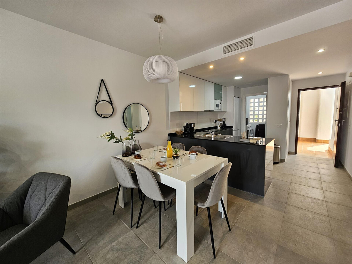 Appartement charmant avec piscine partagée à 500m de la plage - Photo 7