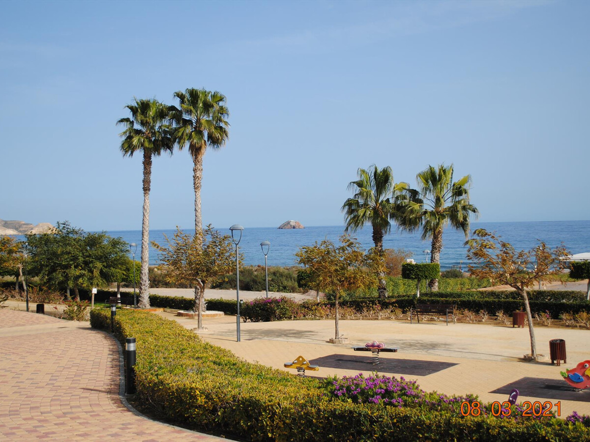 Appartement charmant avec piscine partagée à 500m de la plage - Photo 24