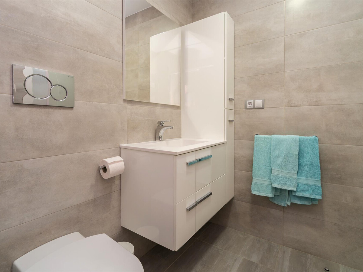 Appartement familial avec piscine commune près de la plage - Photo 13