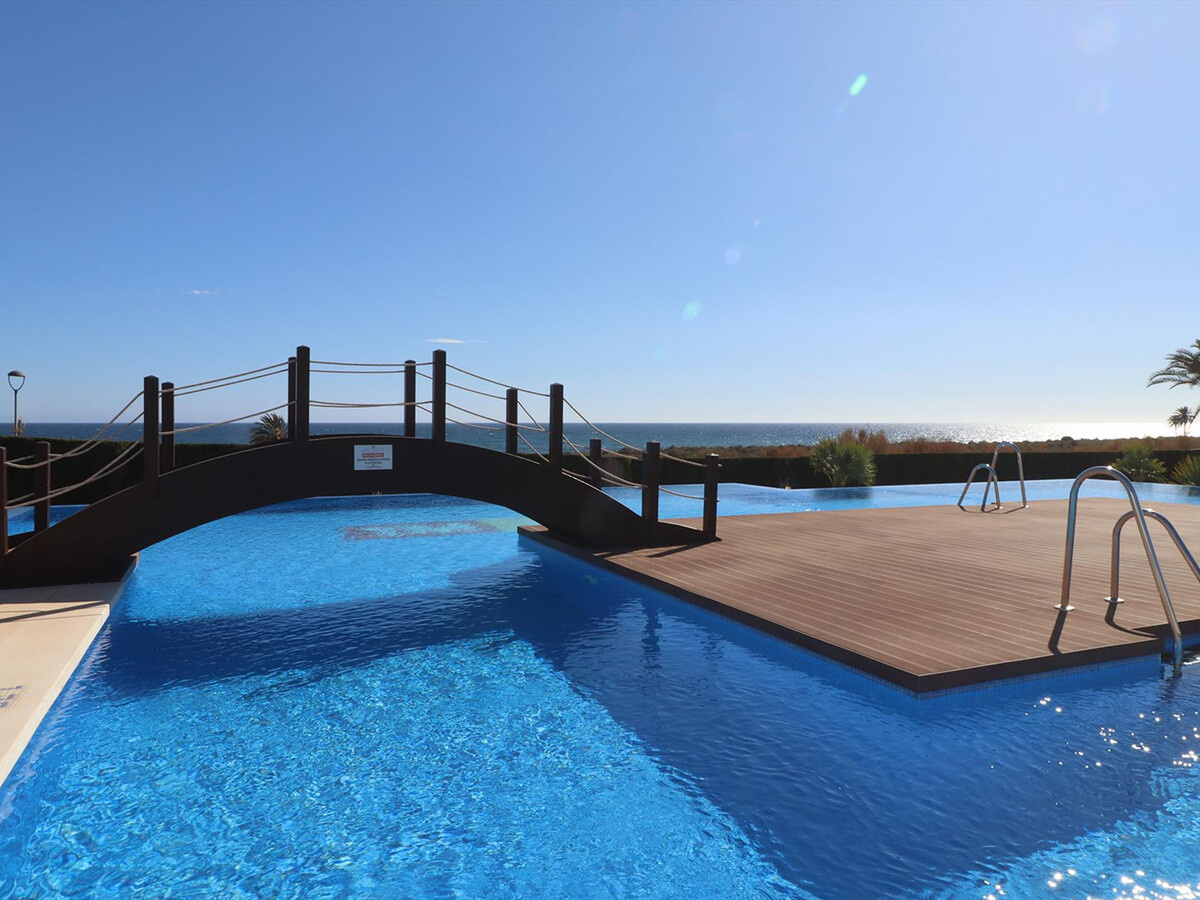 Appartement familial avec piscine commune près de la plage - Photo 34