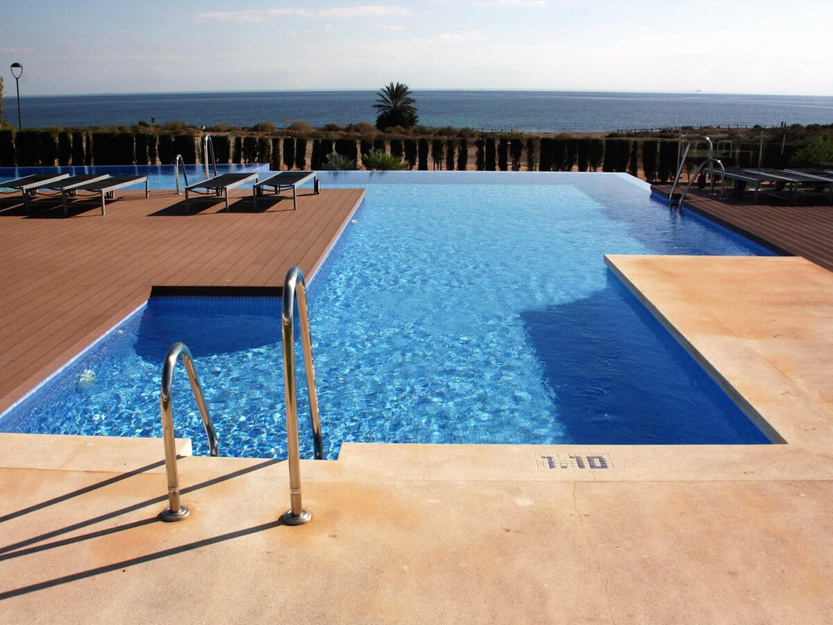 Appartement familial avec piscine commune près de la plage - Photo 36