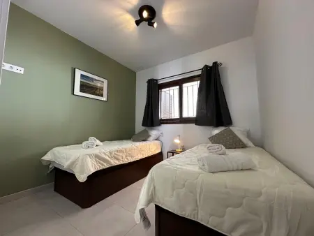 Appartement moderne près de la plage, climatisé, 2 chambres, avec jardin commun : photo 18