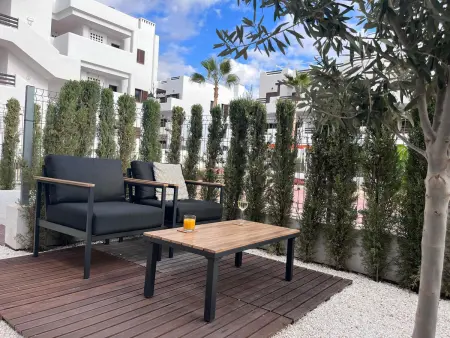 Appartement moderne près de la plage, climatisé, 2 chambres, avec jardin commun : photo 19