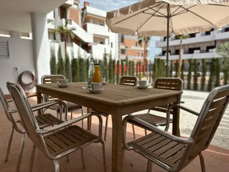 Appartement moderne près de la plage, climatisé, 2 chambres, avec jardin commun : photo 22