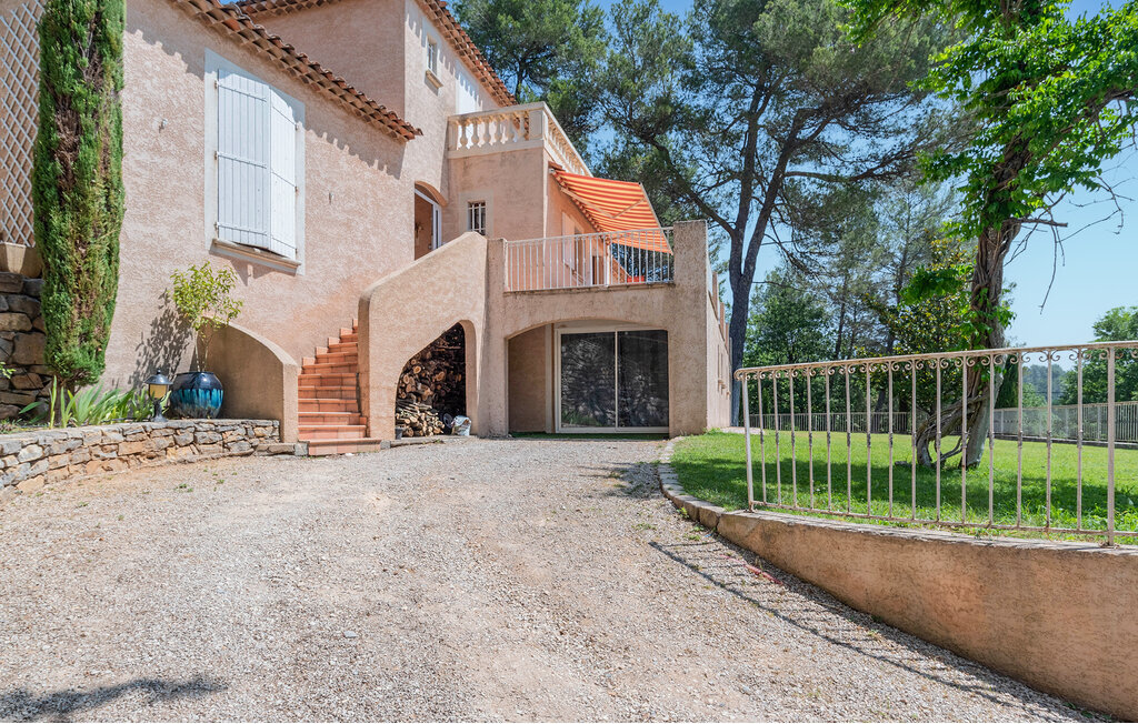 Maison 4 chambres avec piscine et jacuzzi à Saint-Maximin - Photo 9