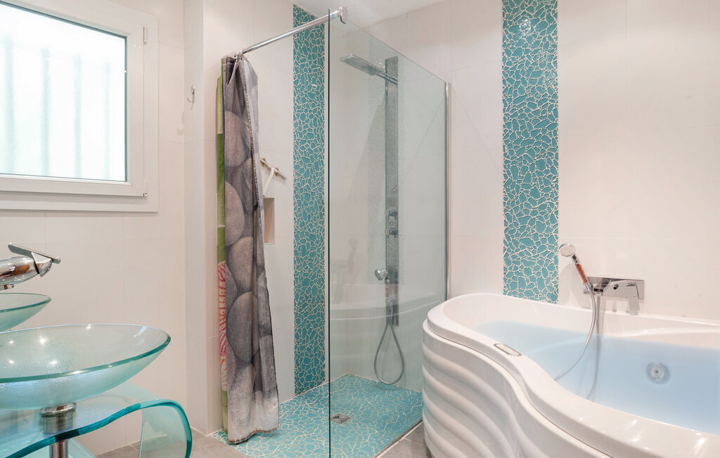 Maison 4 chambres avec piscine et jacuzzi à Saint-Maximin - Photo 24