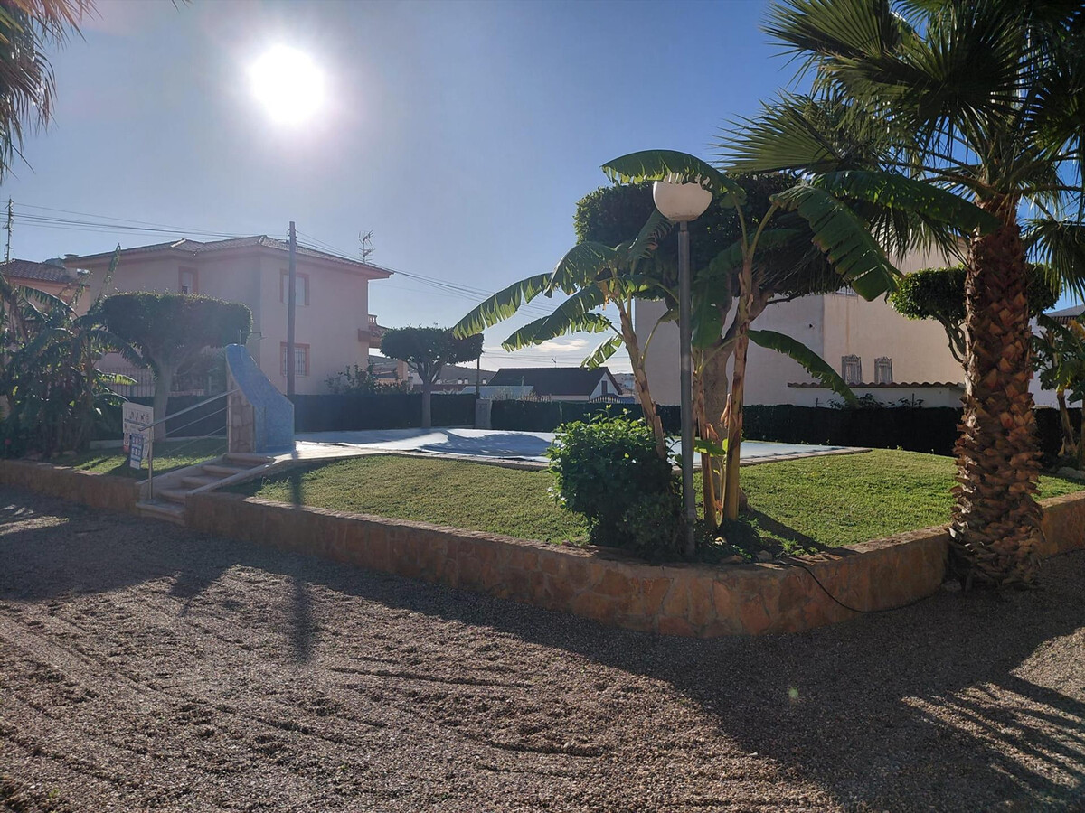 Maison 2 chambres avec piscine à 100 m de la plage - Photo 15
