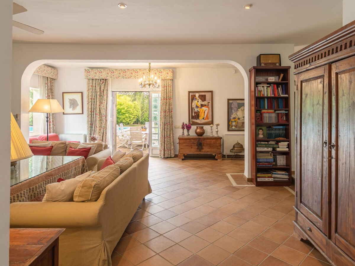 Villa Las Codornices – 500 m² et piscine à Sanlúcar la Mayor - Photo 7