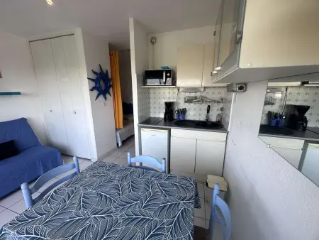 Studio cabine rénové avec vue mer au Grau-du-Roi, Port Camargue : photo 14